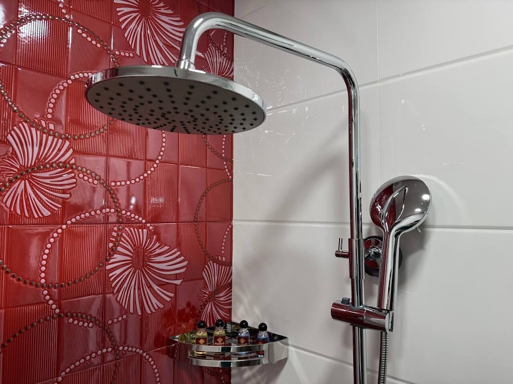 Nuovo Boutique Hotel 54/80