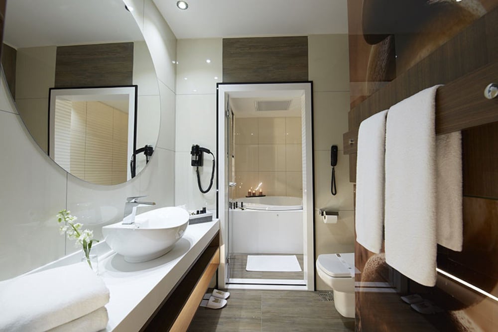 Modernity Hotel 32/37