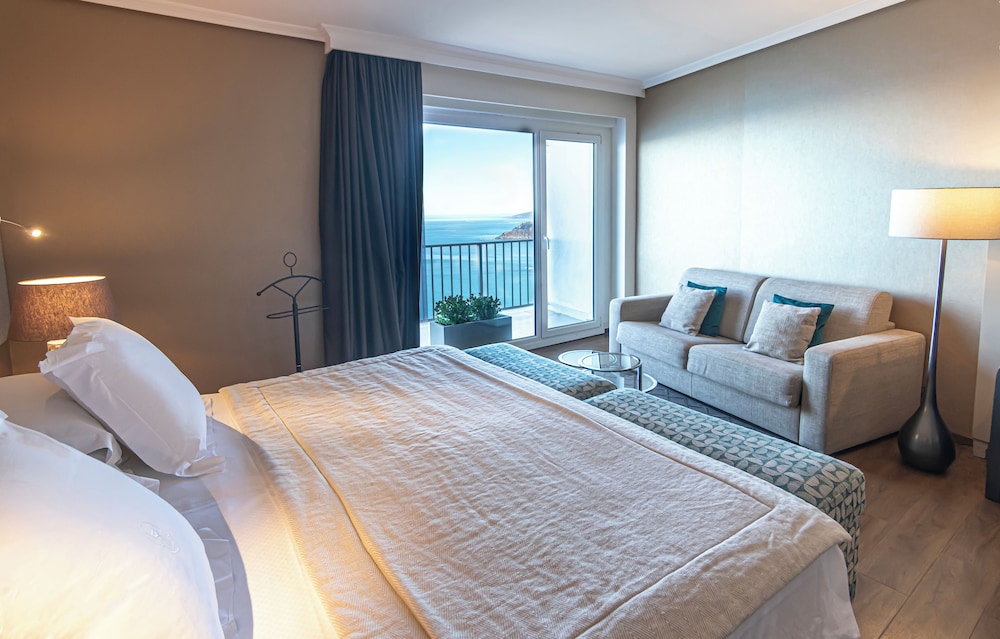 Premium, Privilege, Queen Bed, Sea View, Mercure San Sebastian Monte Igueldo 2/10