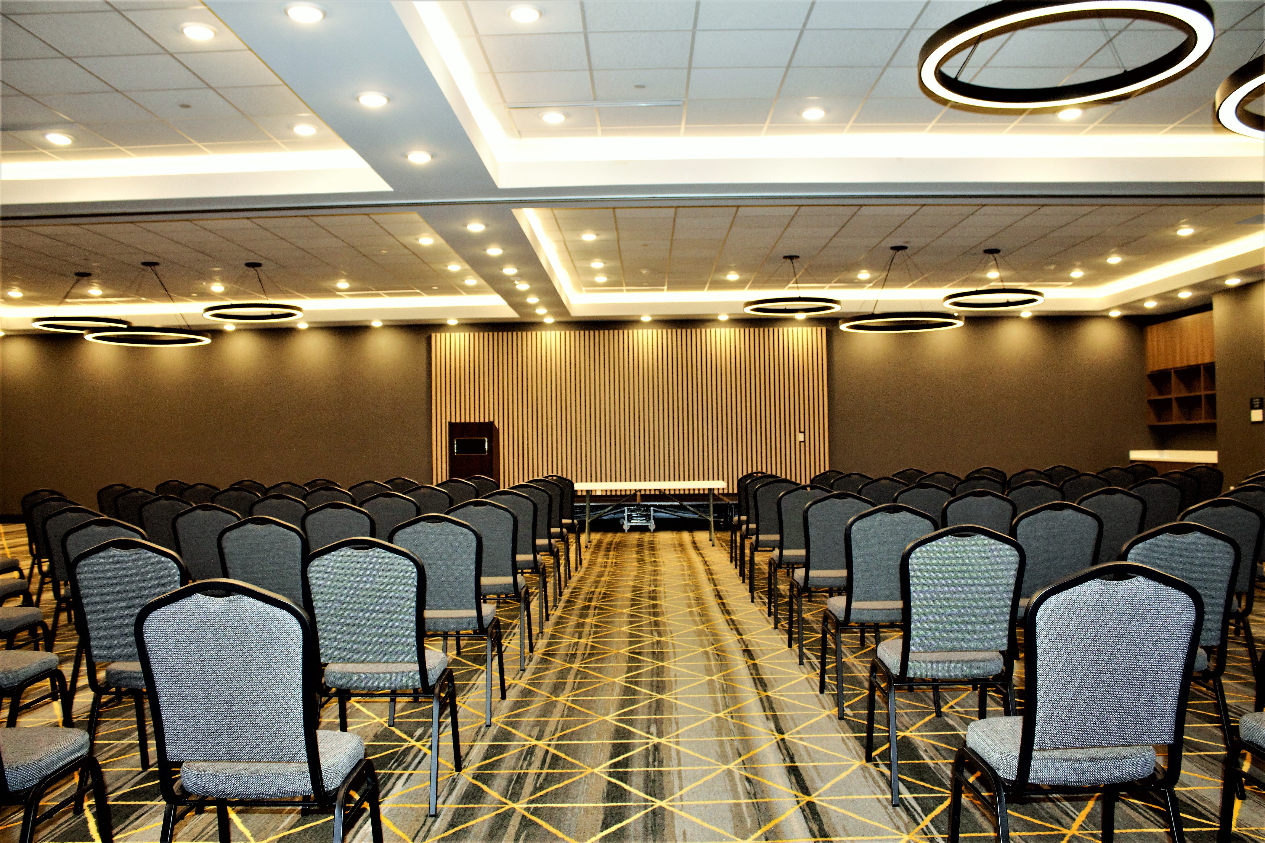 Holiday Inn Fort Worth - Alliance 64/71