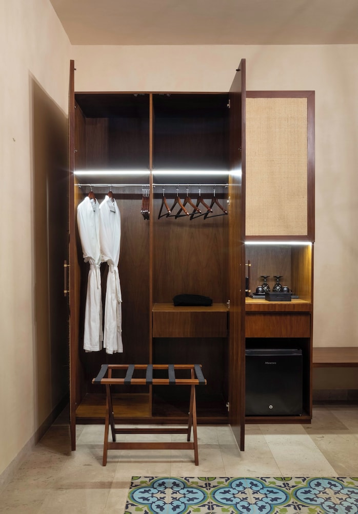 Adoro Hotel Boutique 3/50