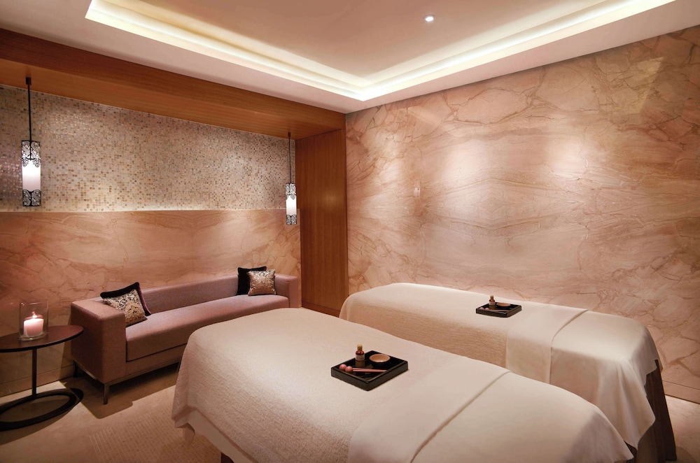 Swimming pool-spa