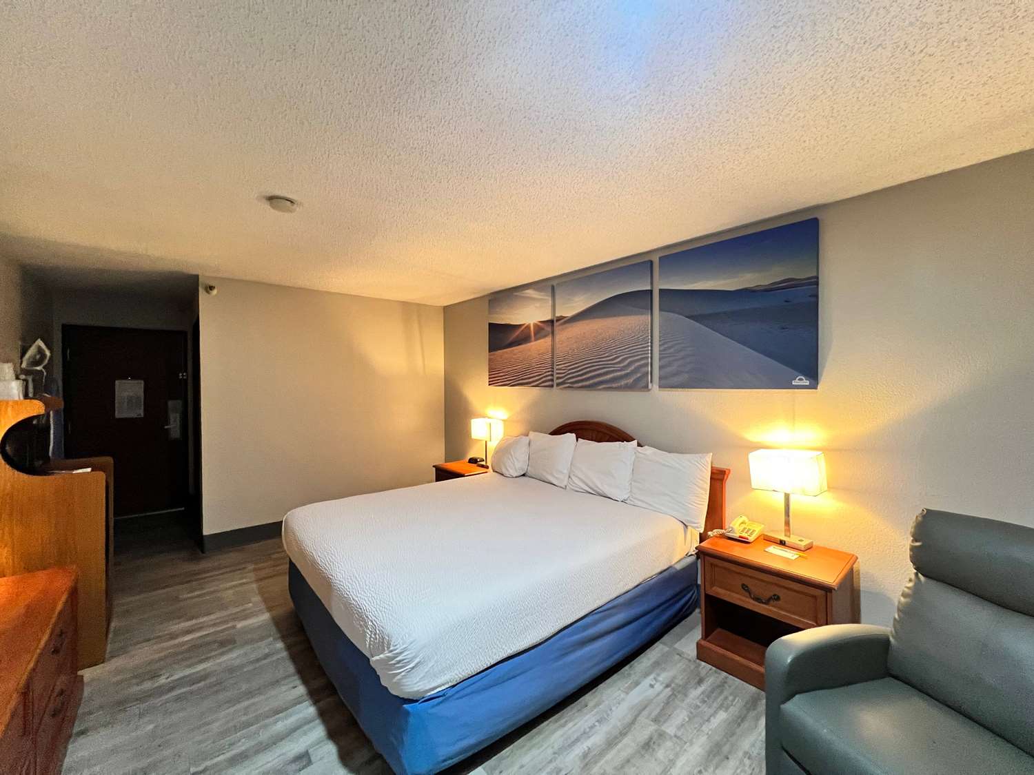 Antelope Inn & Suites 18/33
