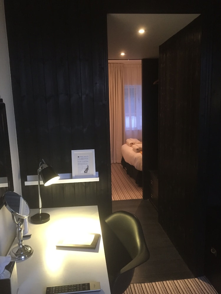 manorhaus Llangollen 42/50