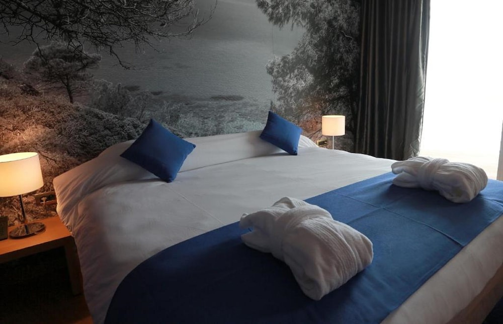 Mercure Quemado Resort 16/80