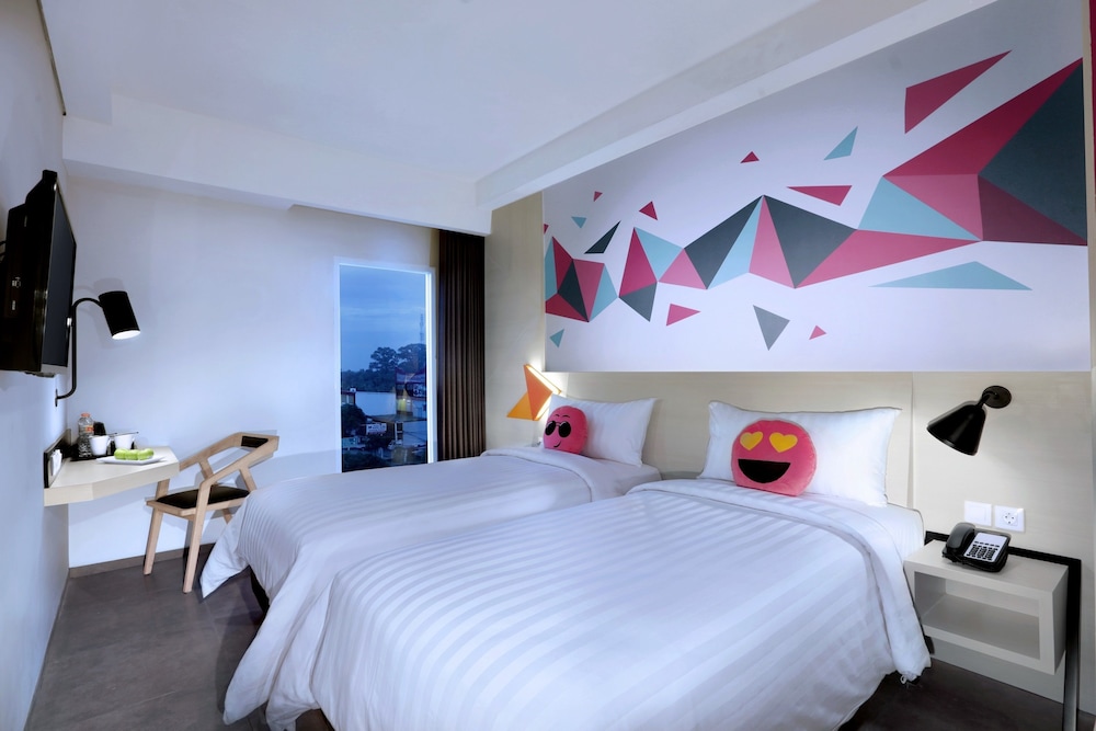 Room at favehotel Madiun, MADIUN