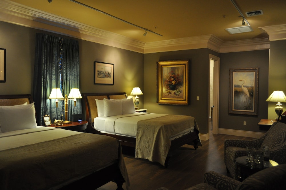 The Inn At Houmas House 10/32