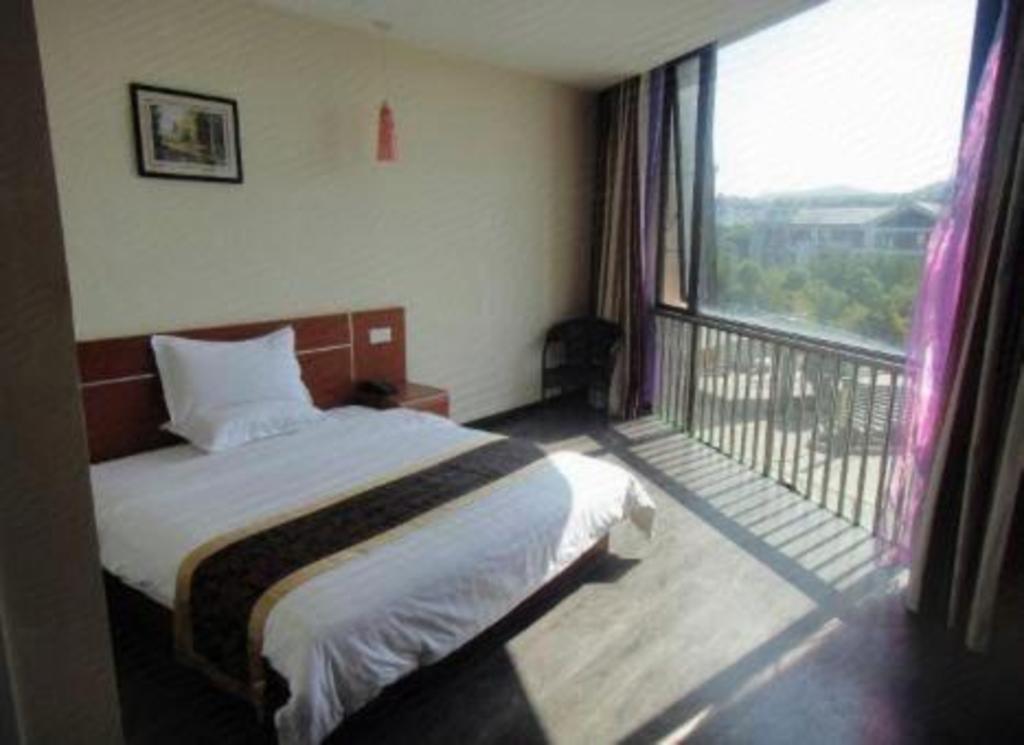Thank Inn Plus Hotel Suzhou High-Tech Zone Shitang Road 12/38