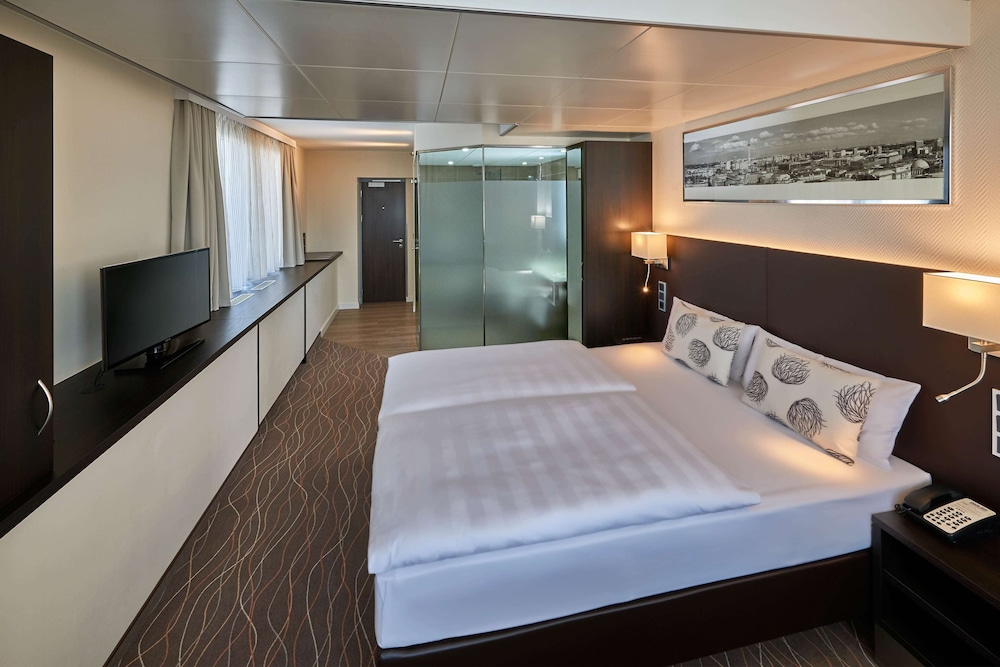 Park Inn by Radisson Berlin Alexanderplatz 14/45