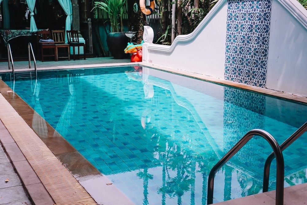 Baan Huen Phen 35/69