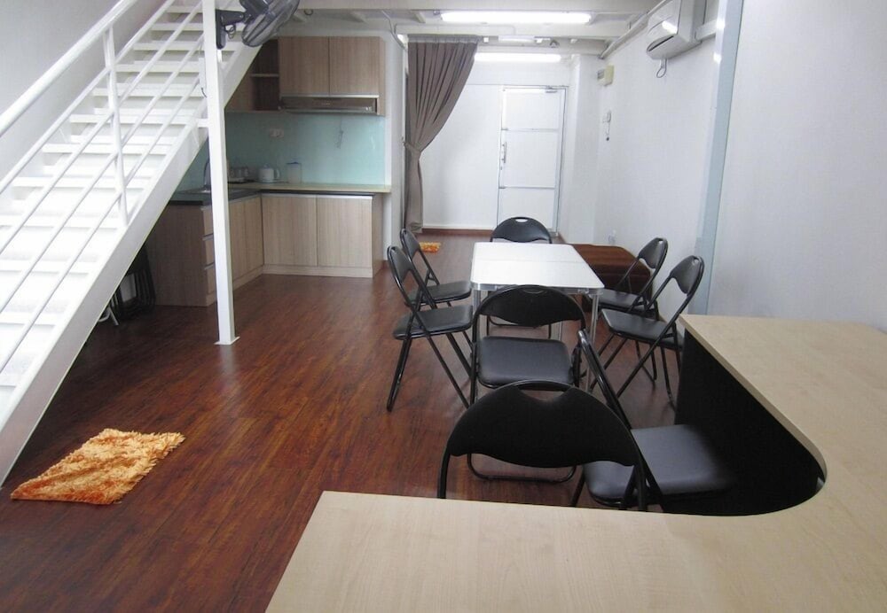 The Ceo Executive Office Suites 34/47