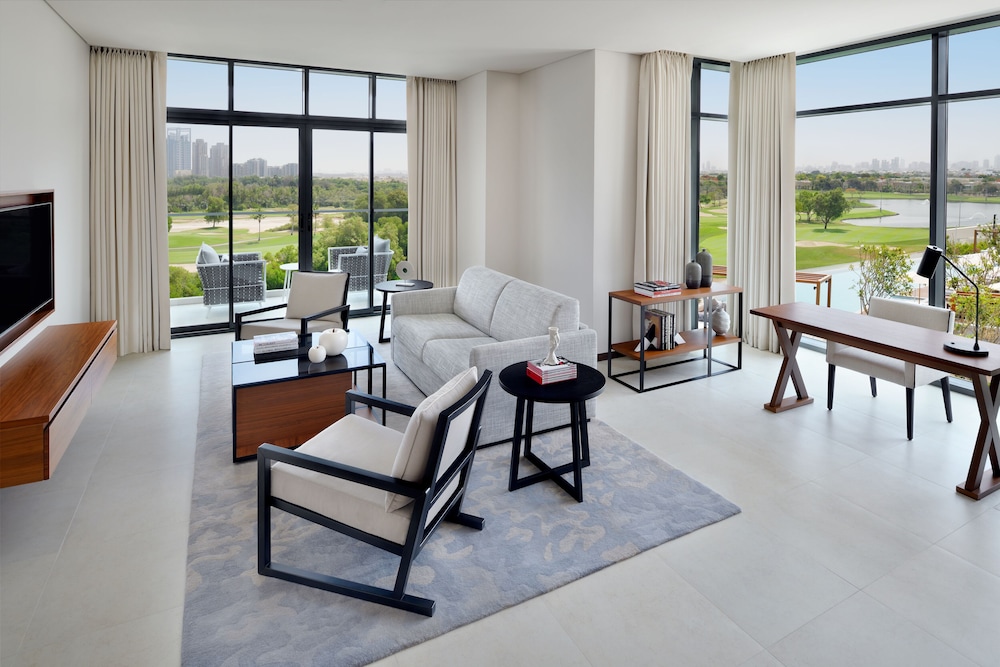 Vida Emirates Hills 25/51