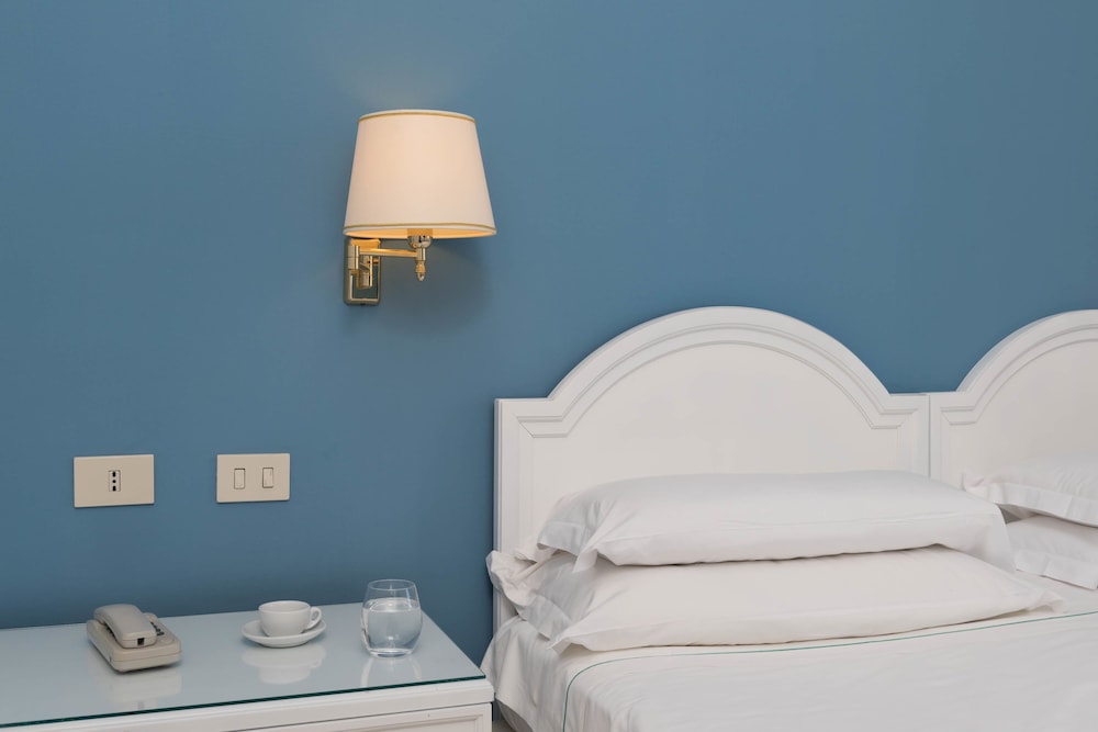 Mercure Civitavecchia Sunbay Park Hotel 32/65