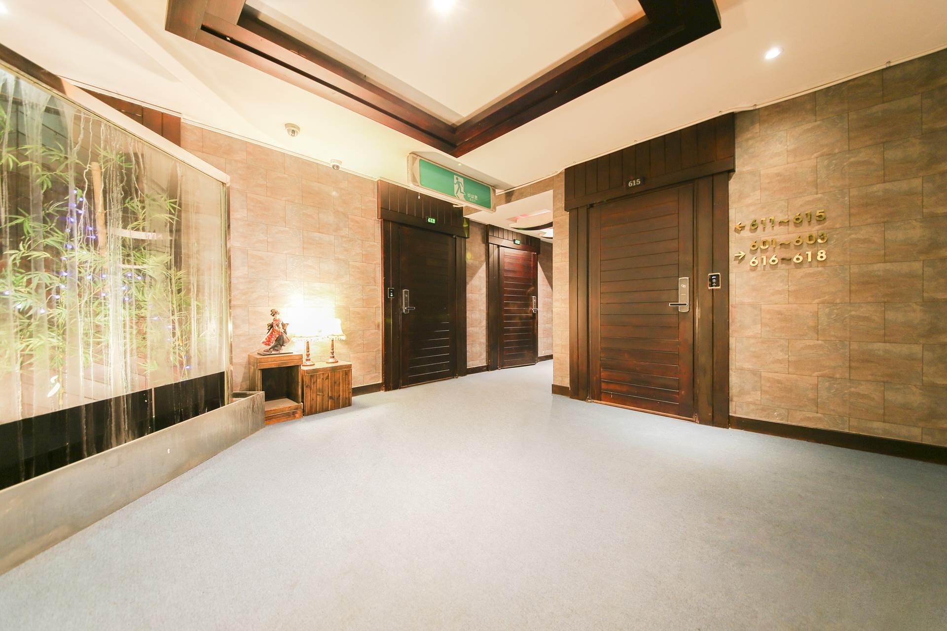 Mowon Hotel 22/71