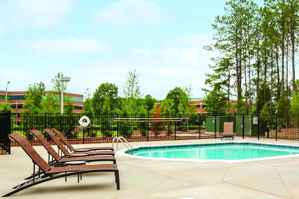 Hyatt Place Raleigh Cary 52/53