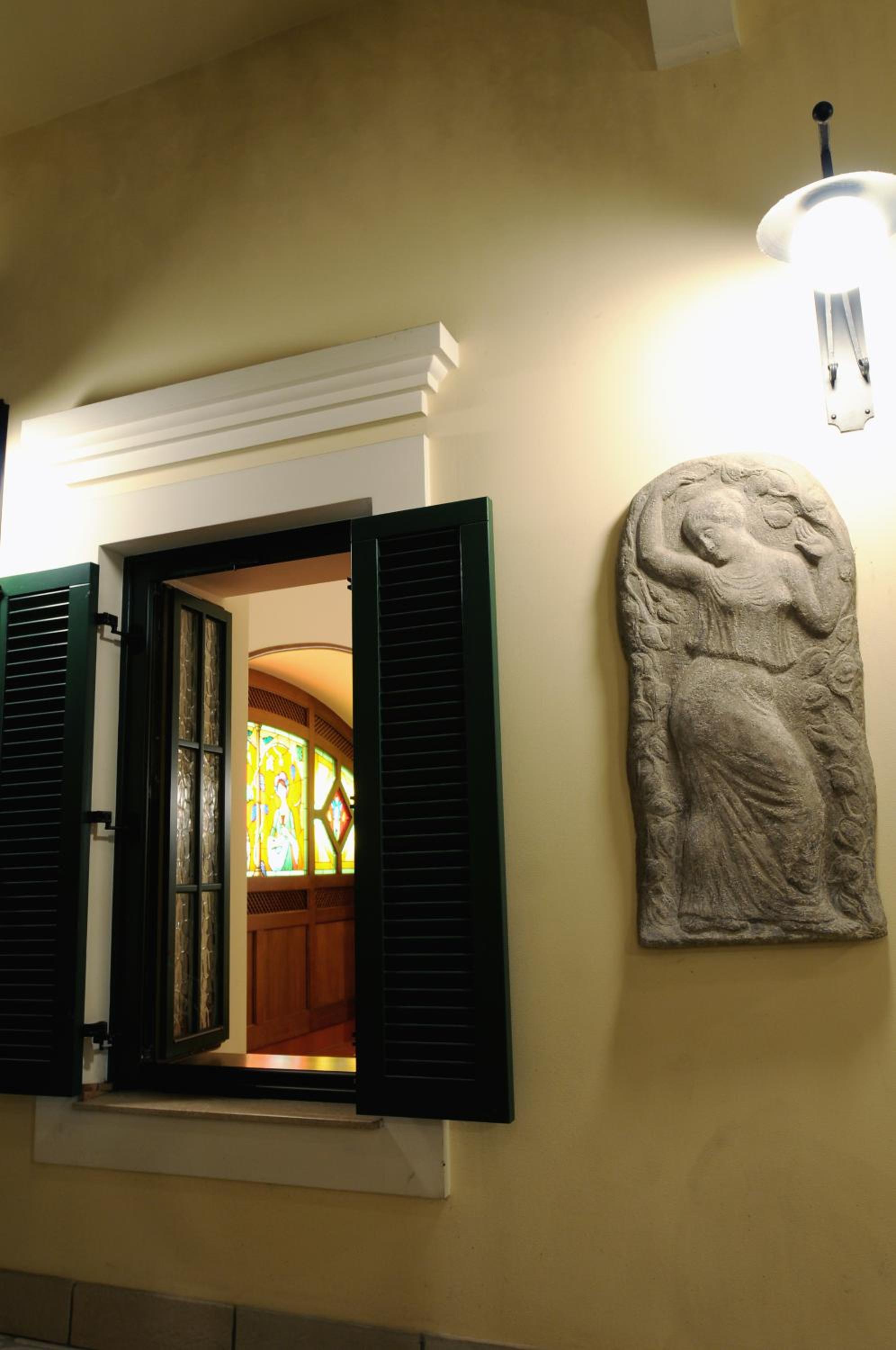 Lion Premium Hotel 60/85