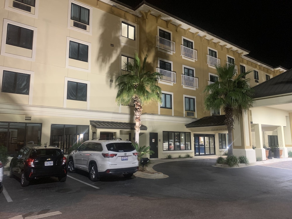 Comfort Inn & Suites Fort Walton Beach - Destin West 29/38