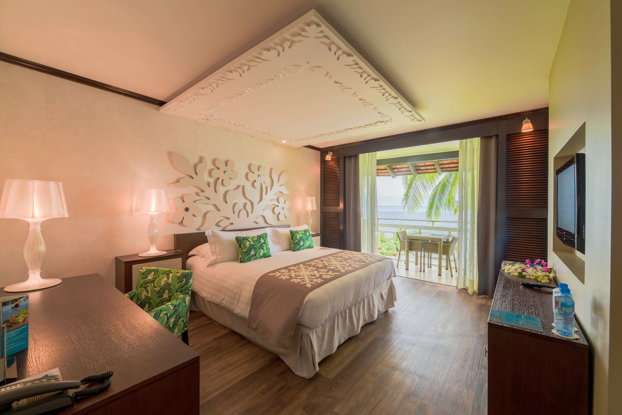 غرفة كلاسيكية بسرير كينج بإطلالة على الحديقة، InterContinental Tahiti Resort & Spa 8/10
