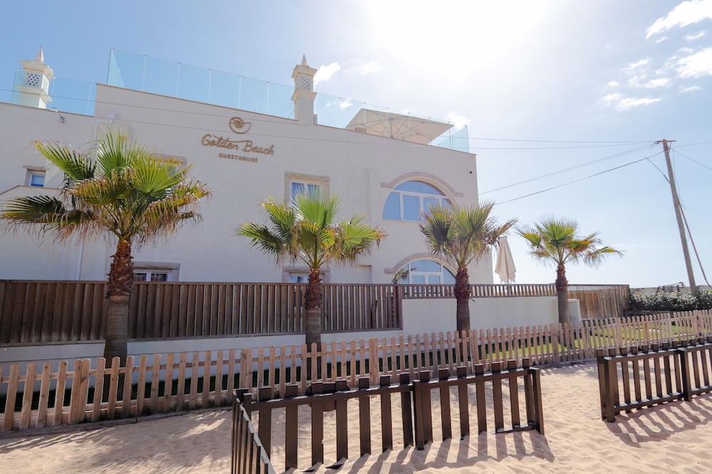 Luxury Beach Guest House 6/51