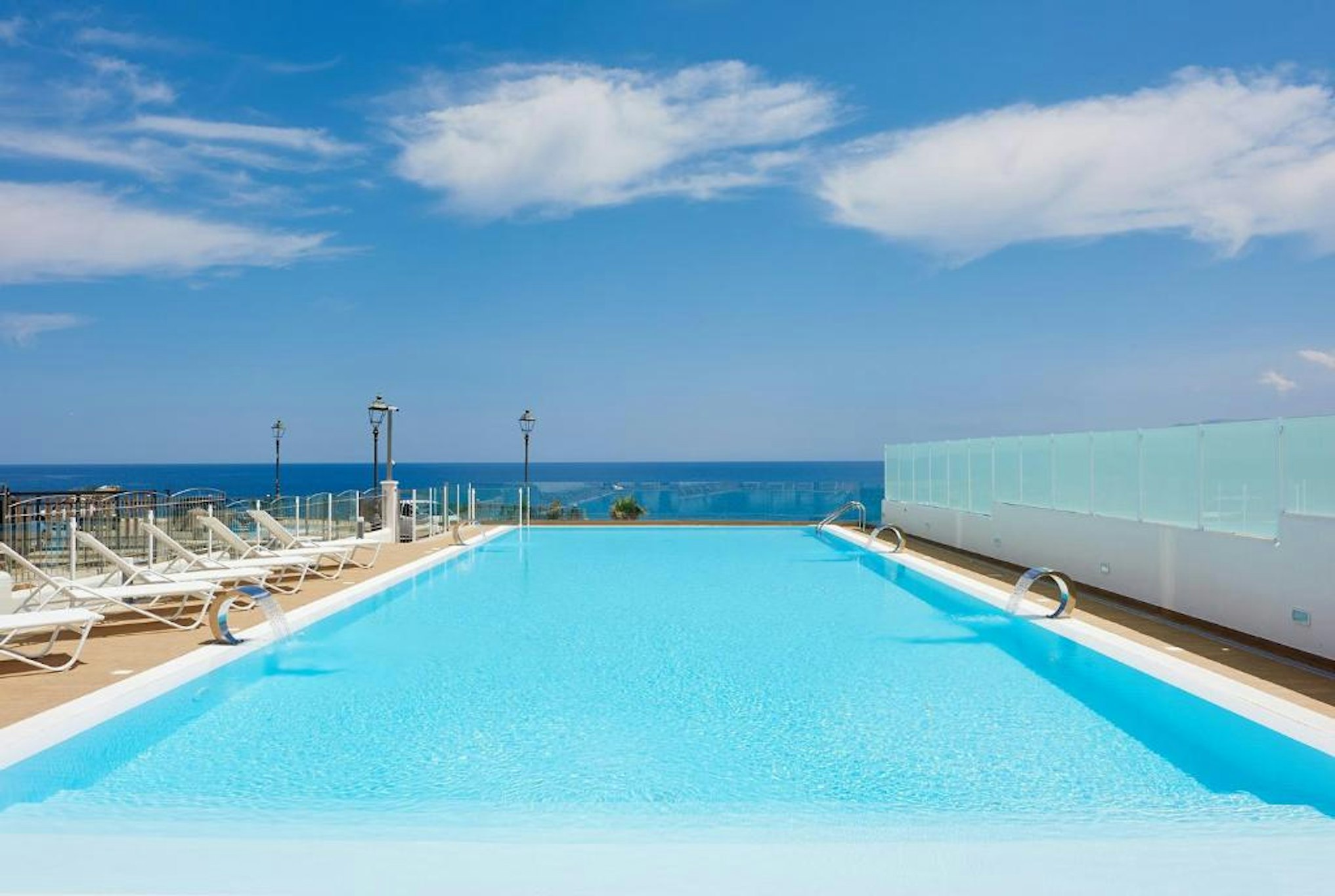 Marina Di Petrolo Hotel And Spa 48/50