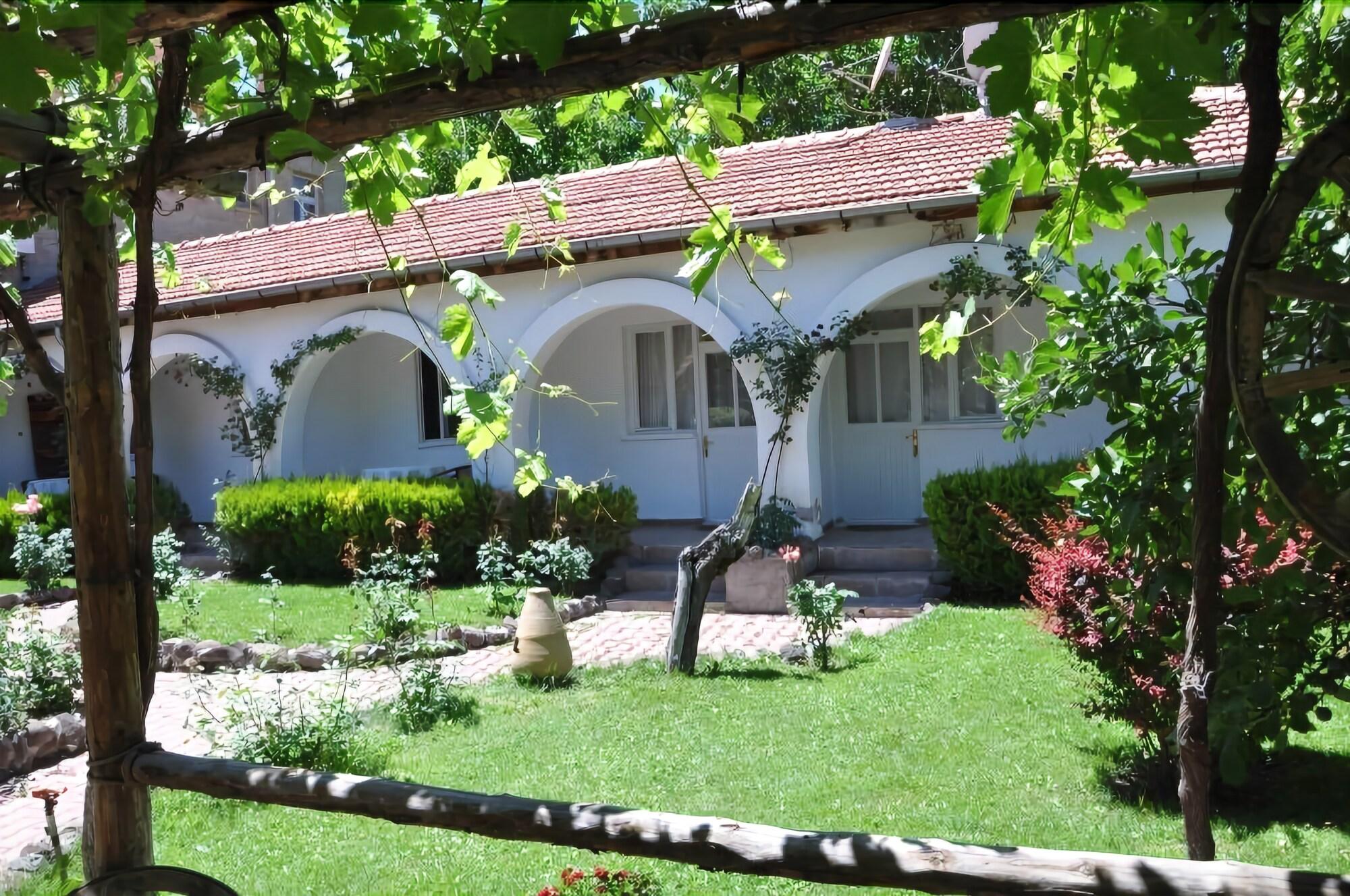 Yildiz Hotel 46/50