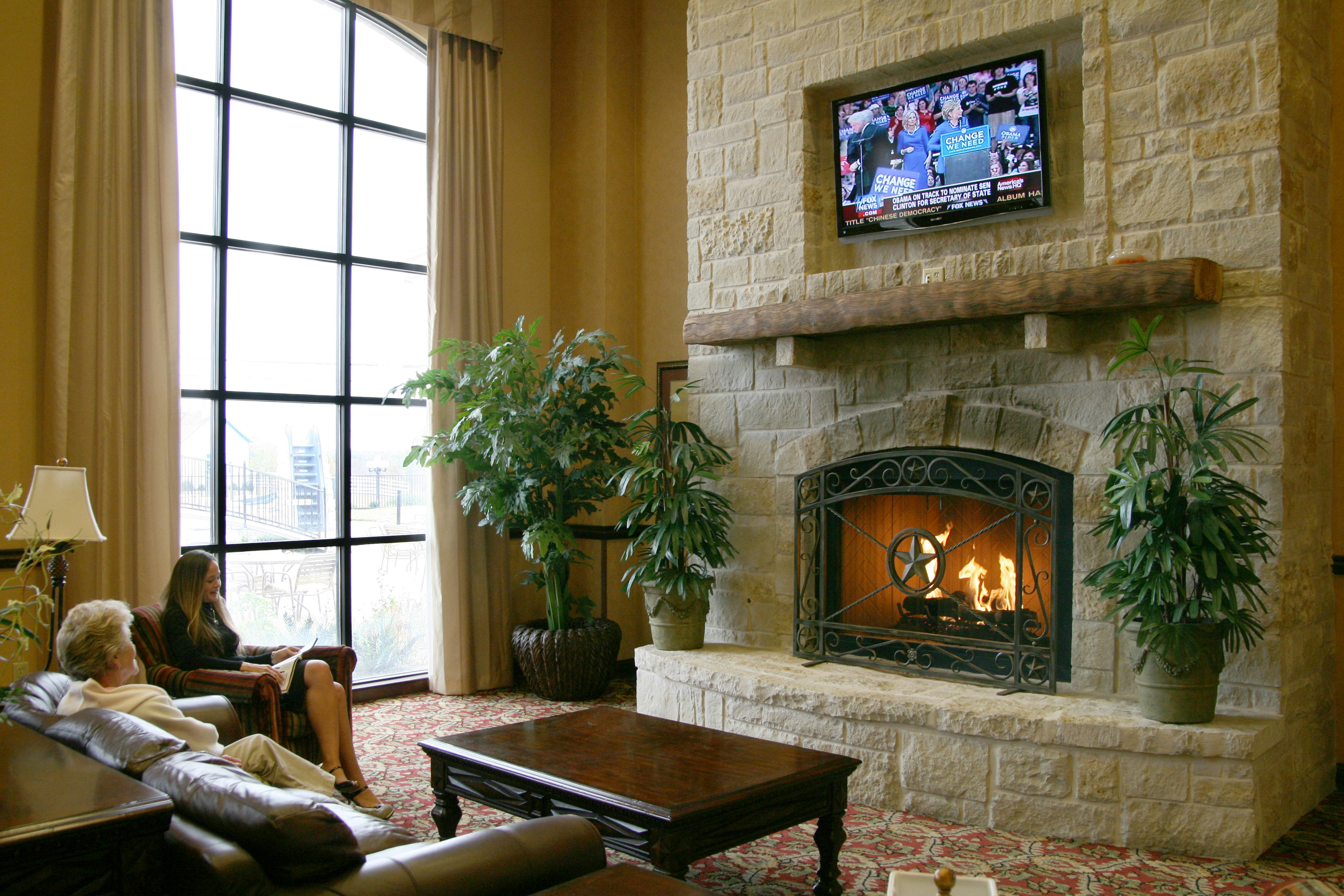 Hampton Inn & Suites Fredericksburg 20/34