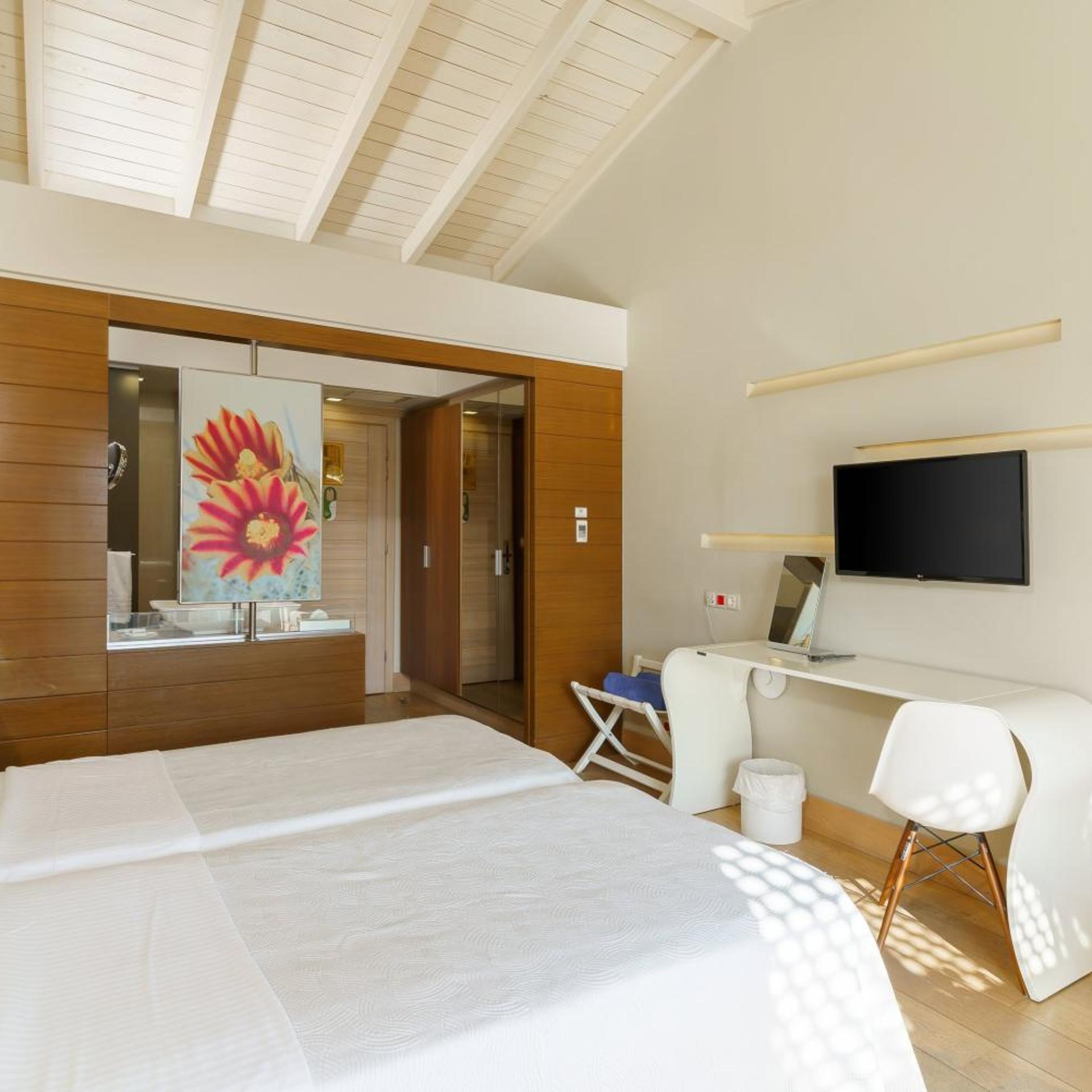 Room, Double Bed, Side Sea View