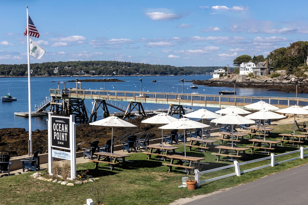 Bluebird Ocean Point Inn 42/47