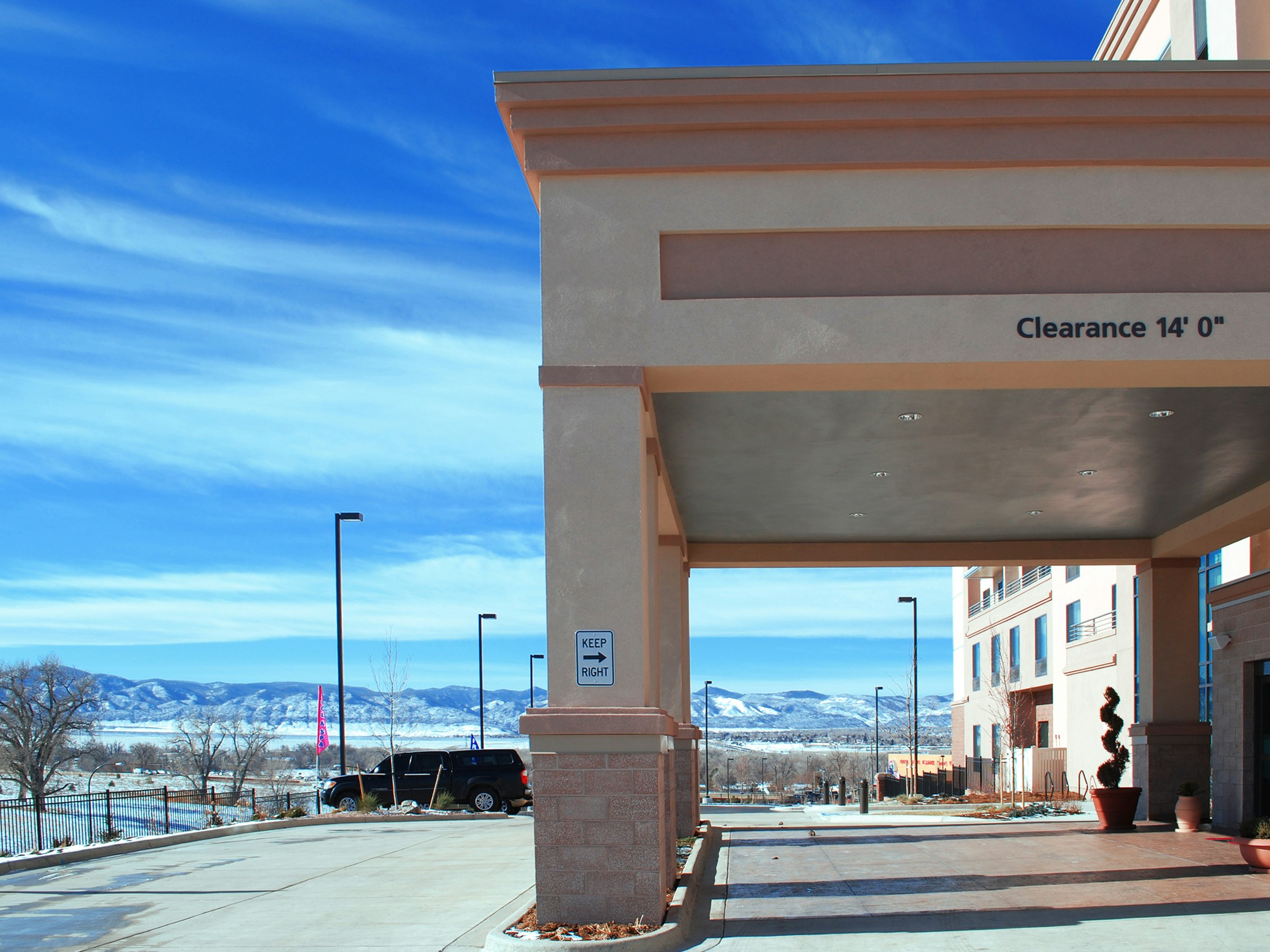 Hampton Inn & Suites Denver/Highlands Ranch 8/82