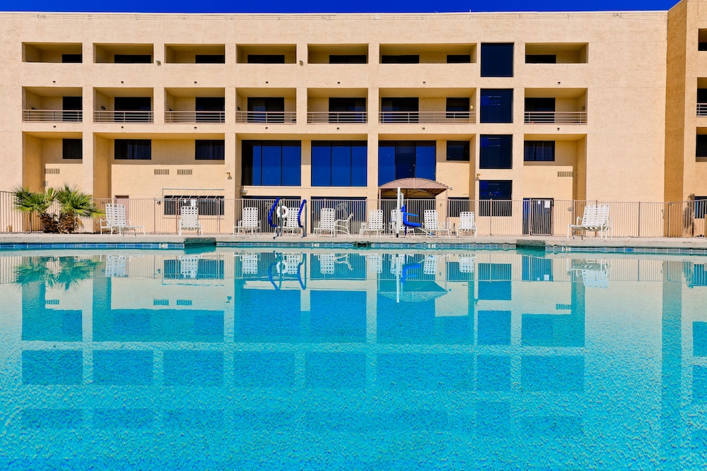 Studio6 Suites Lake Havasu City AZ 9/61