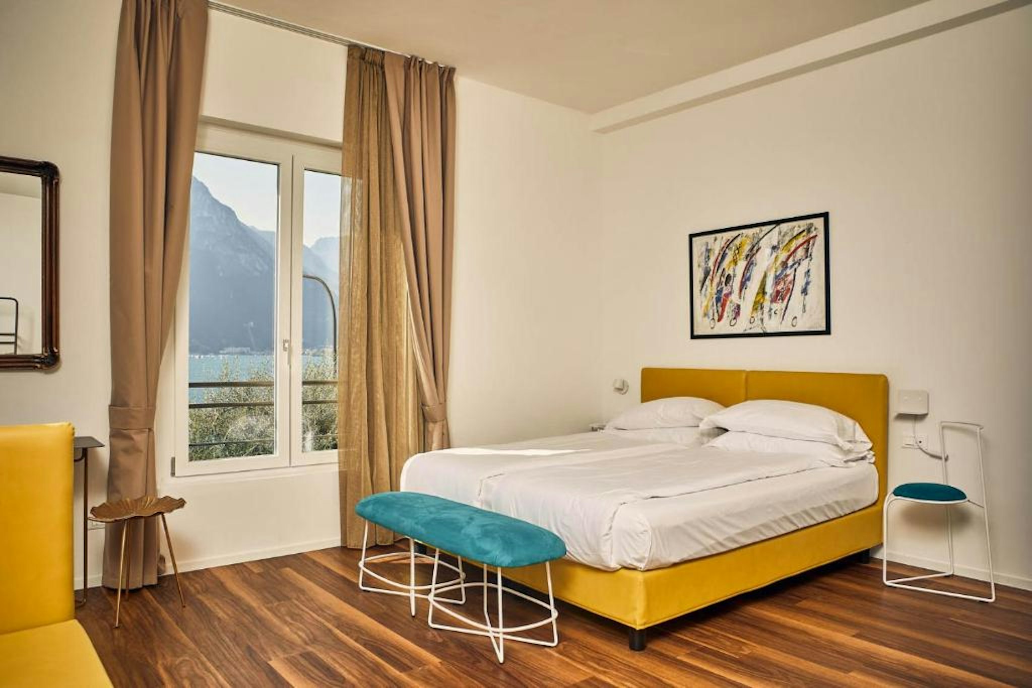 HOTEL PARADISO 8/59