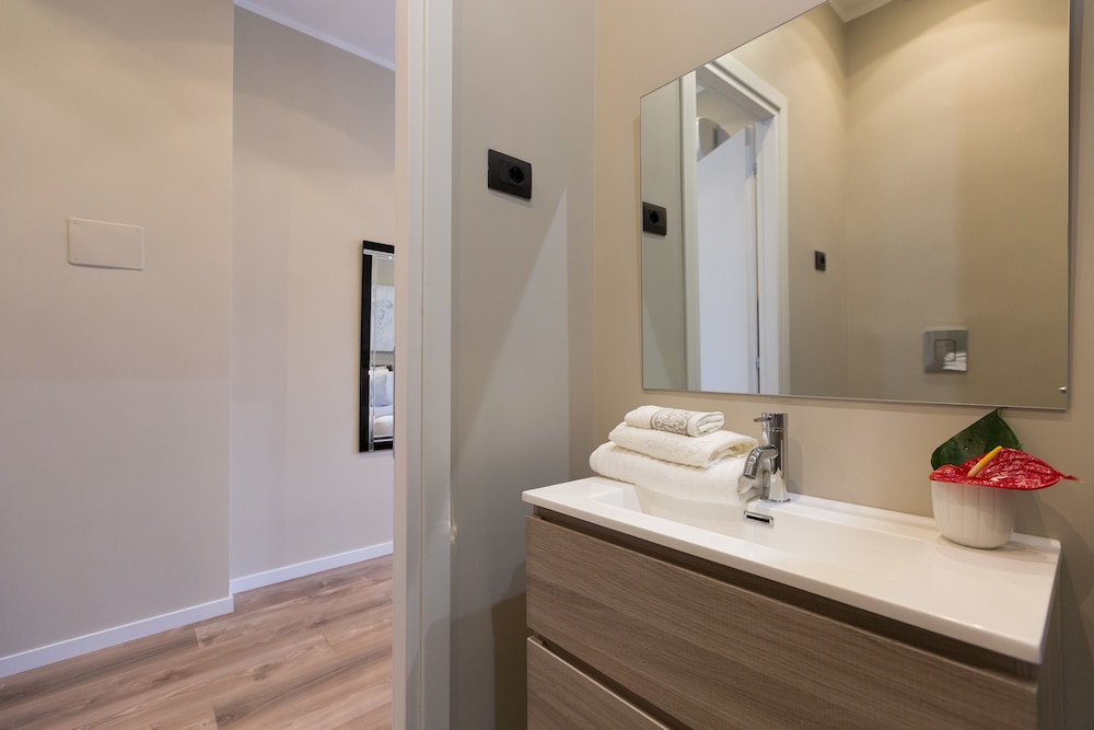 126 Gracchi Suites 40/47