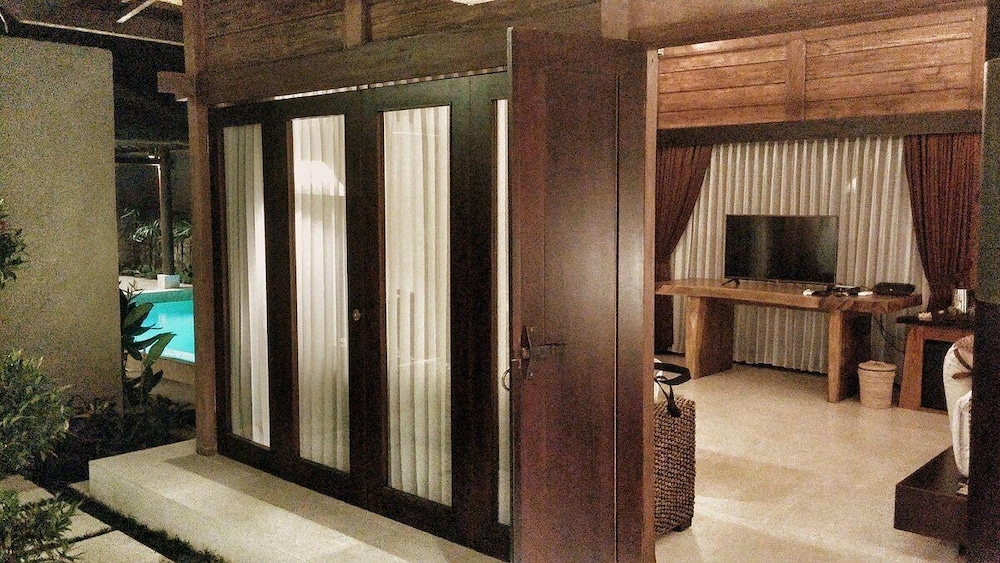 Sri Abi Ratu Villa 34/50
