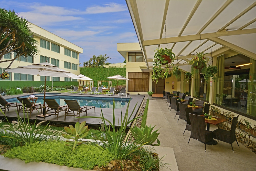 Autentico Hotel 42/50