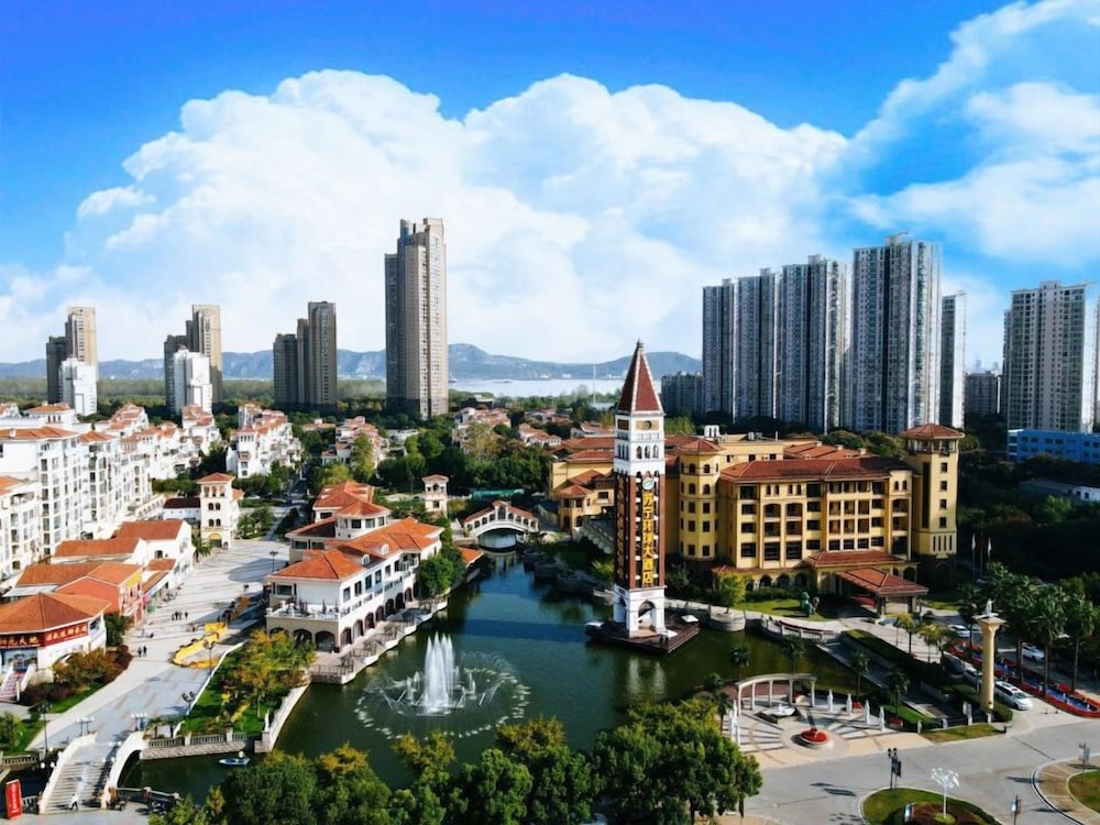 Nanjing Suning Universal Hotel 36/38