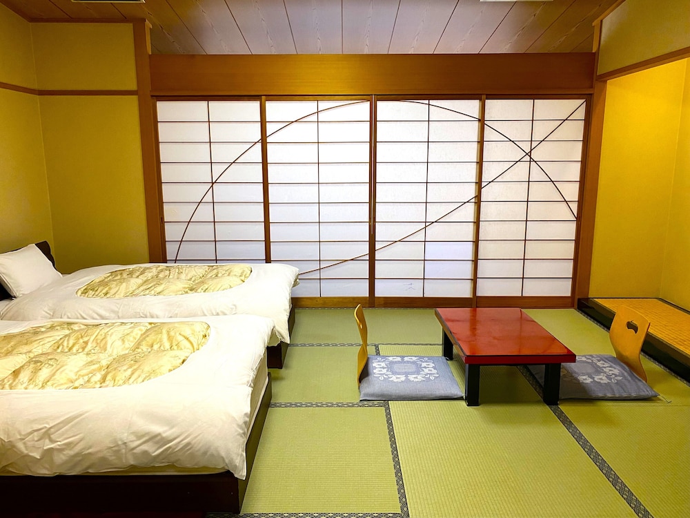 Misasa Onsen Koraku 9/30
