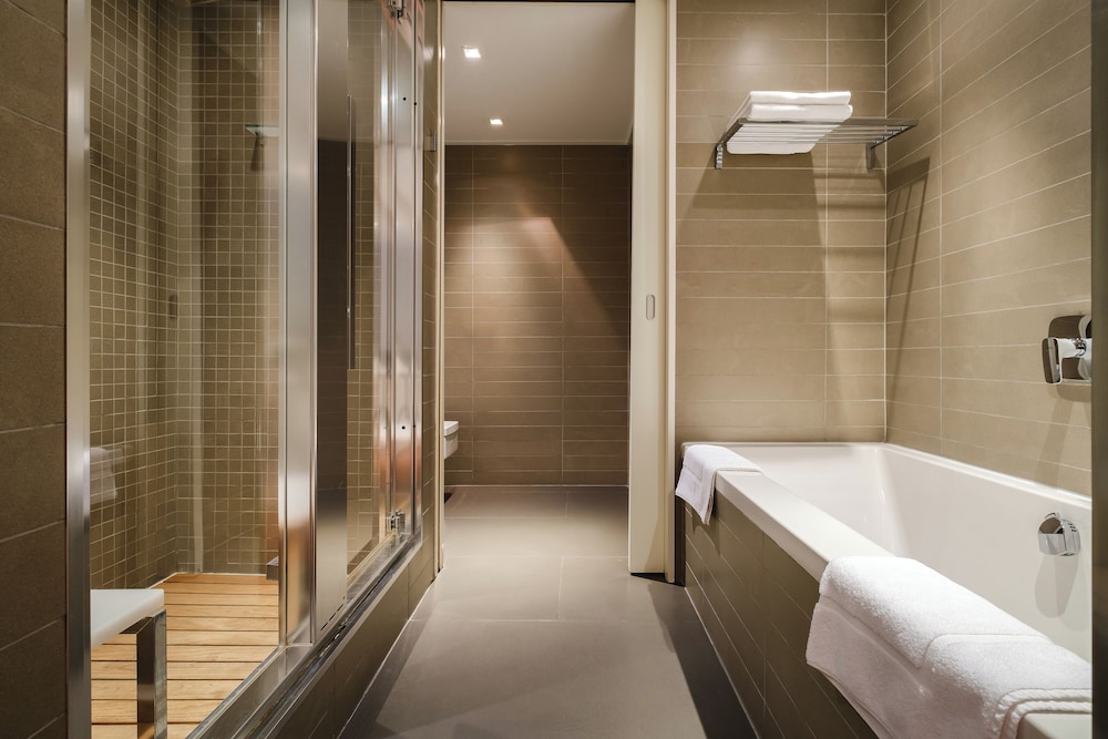Park Hotel Almaty 52/55