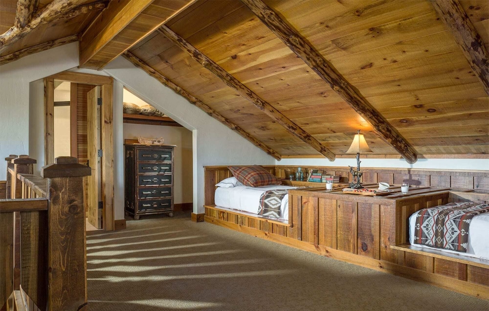 Whiteface Lodge 9/80