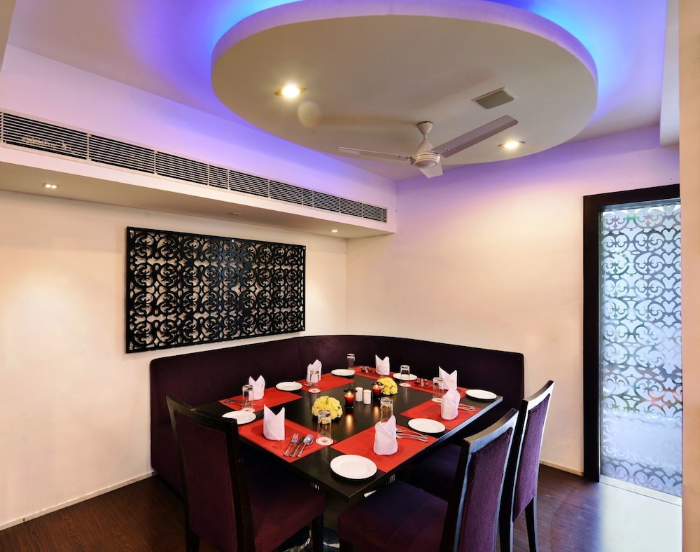 MB Greens Clarks Inn Moradabad 40/50