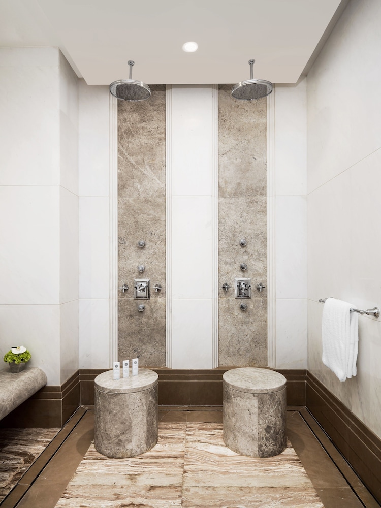 THE ST. REGIS CHENGDU 14/63