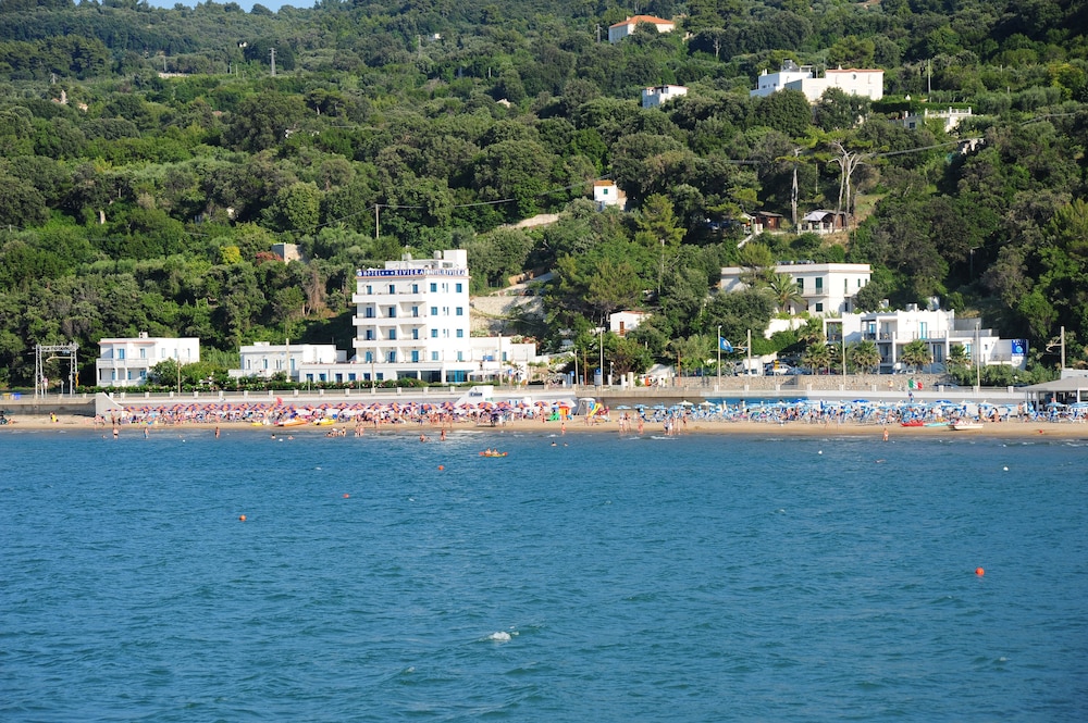 Riviera Hotel Residence 40/45