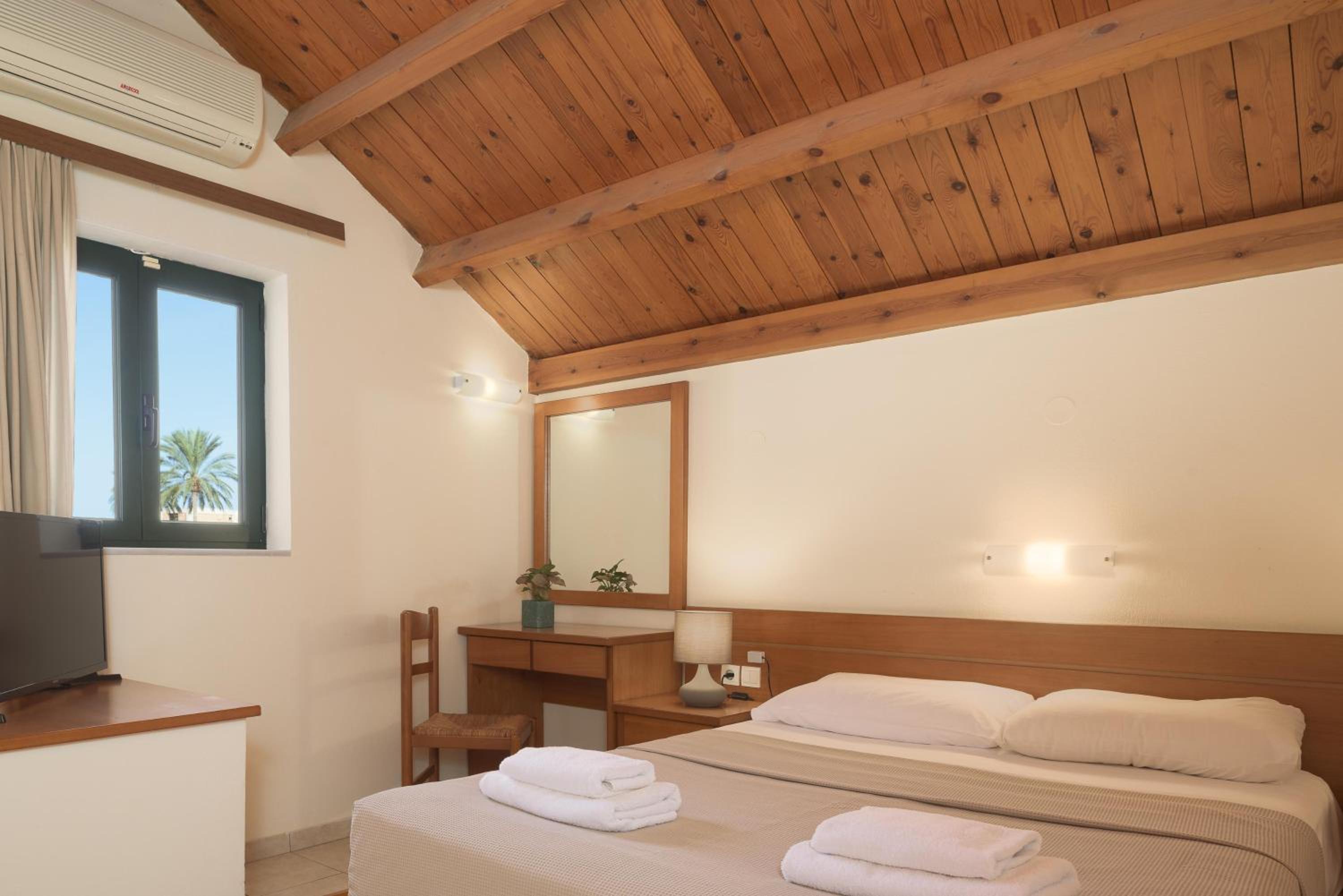 MAISONETTE, SEA VIEW