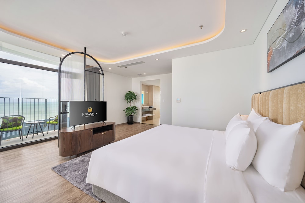 Nesta Celia Danang Hotel 18/50