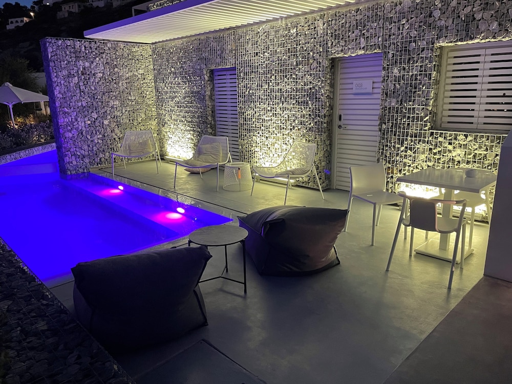 Relux Ios Hotel 39/74