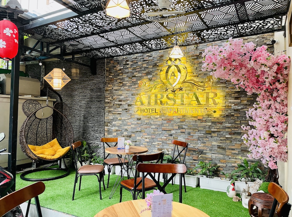 Airstar Hotel & Apartment 34/50