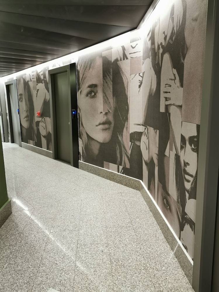 Mercure Roma Cinecitta 42/66