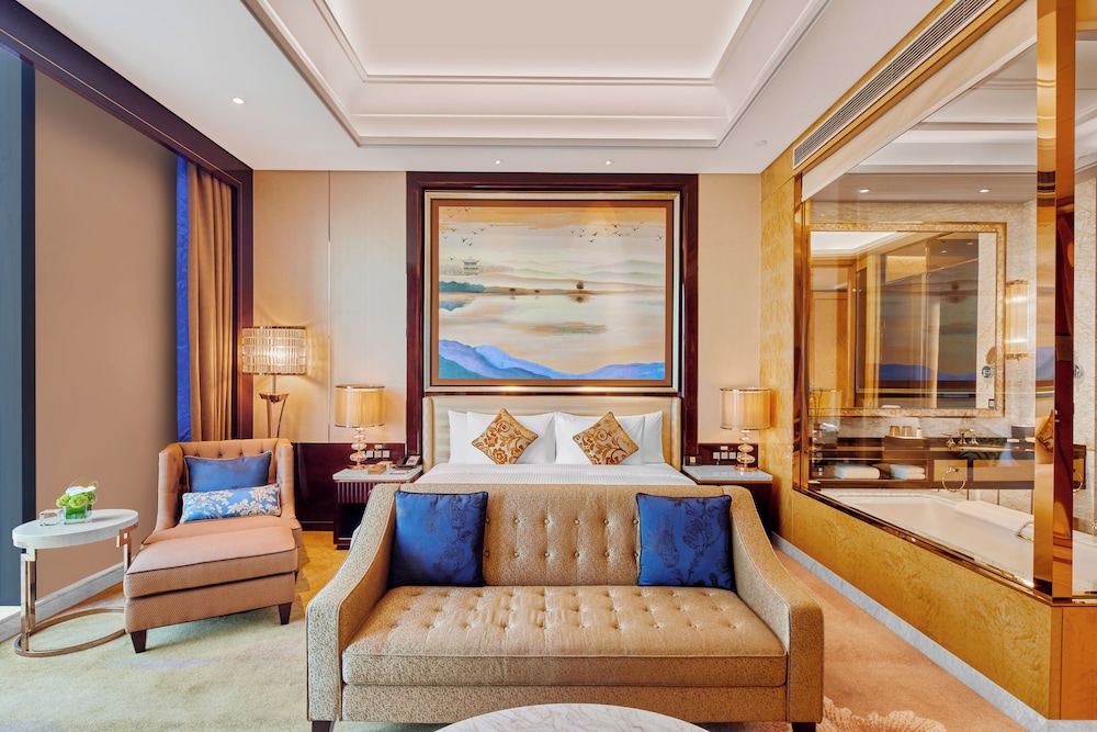 Wanda Vista Changsha 24/56