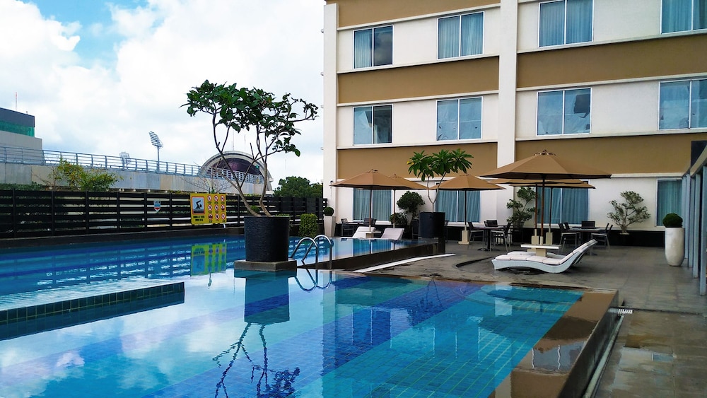 The Arista Hotel 39/74