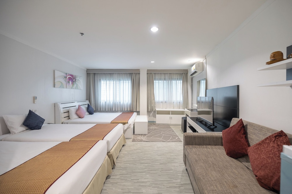 PRATUNAM CITY INN 19/54
