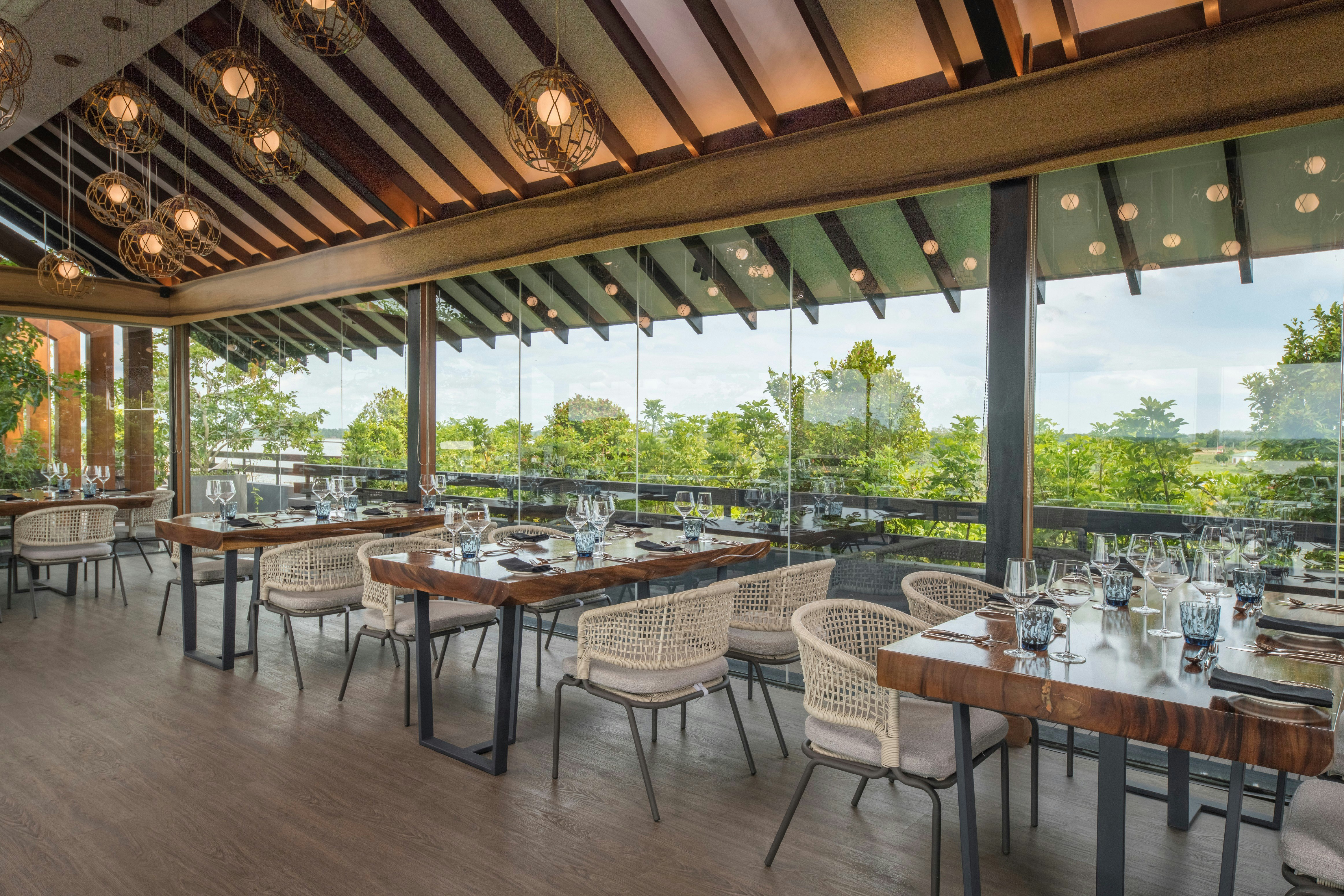 Doubletree By Hilton Weerawila Rajawarna Resort 28/50